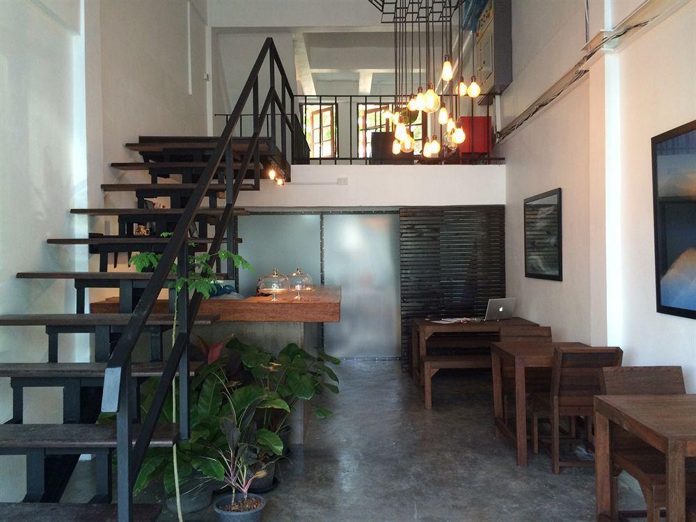 Kama Bangkok Bed & Breakfast Exterior photo